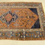 839 3289 ORIENTAL RUG